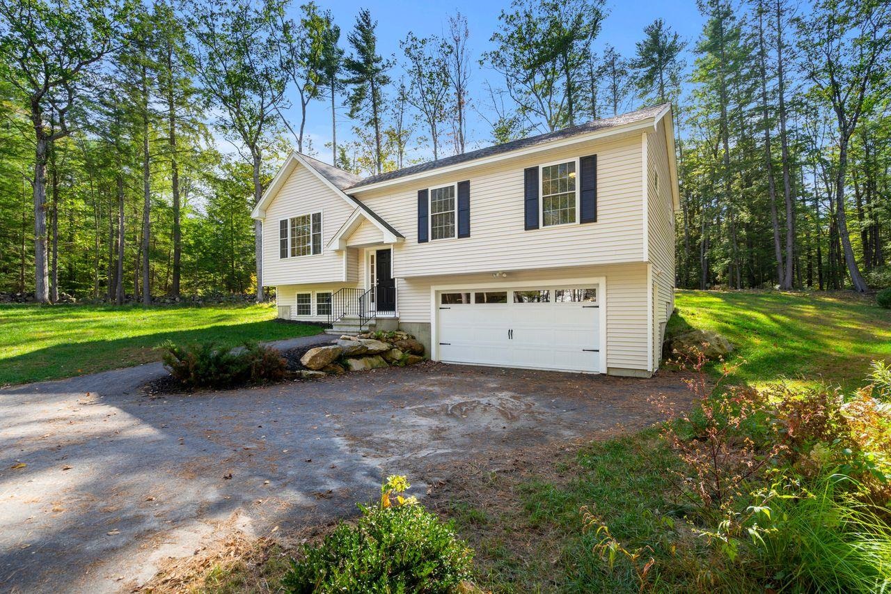 Mont Vernon, New Hampshire, 03057, United States, 3 Bedrooms Bedrooms, ,1 BathroomBathrooms,Residential,For Sale,1998369