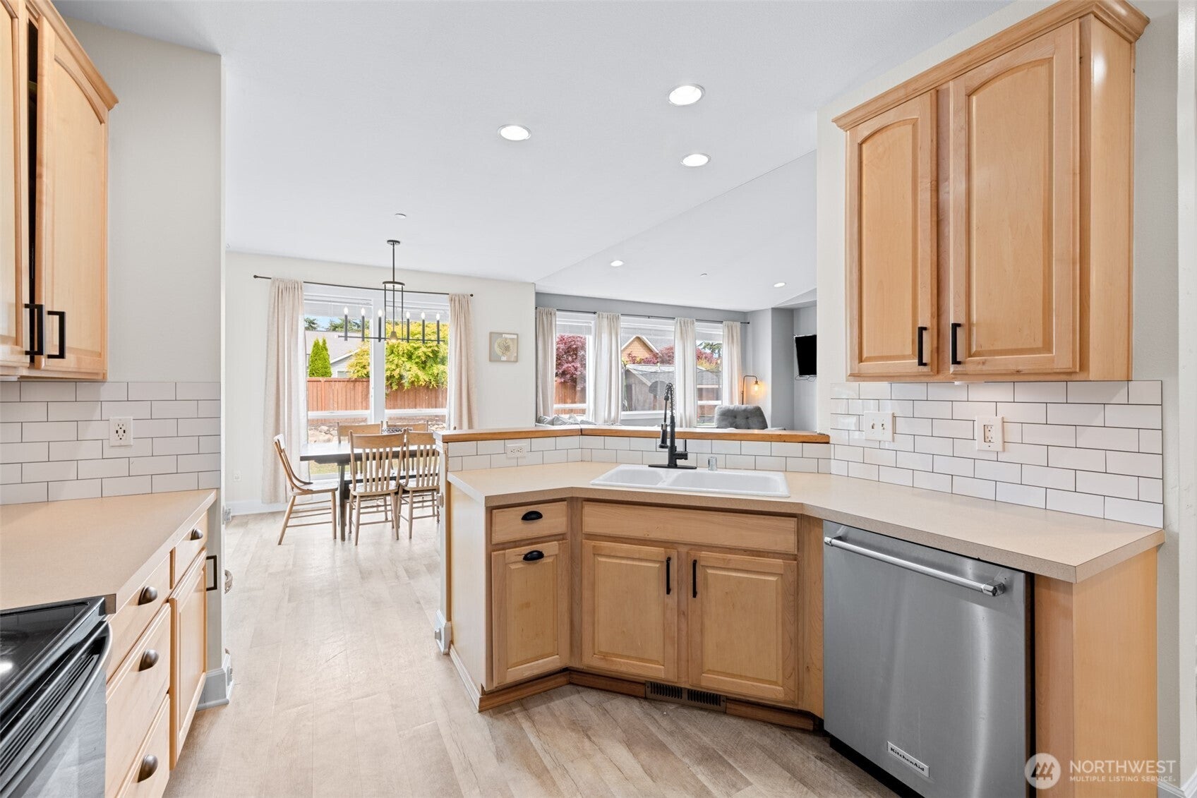 Port Angeles, Washington, 98363, United States, 3 Bedrooms Bedrooms, ,2 BathroomsBathrooms,Residential,For Sale,1982168