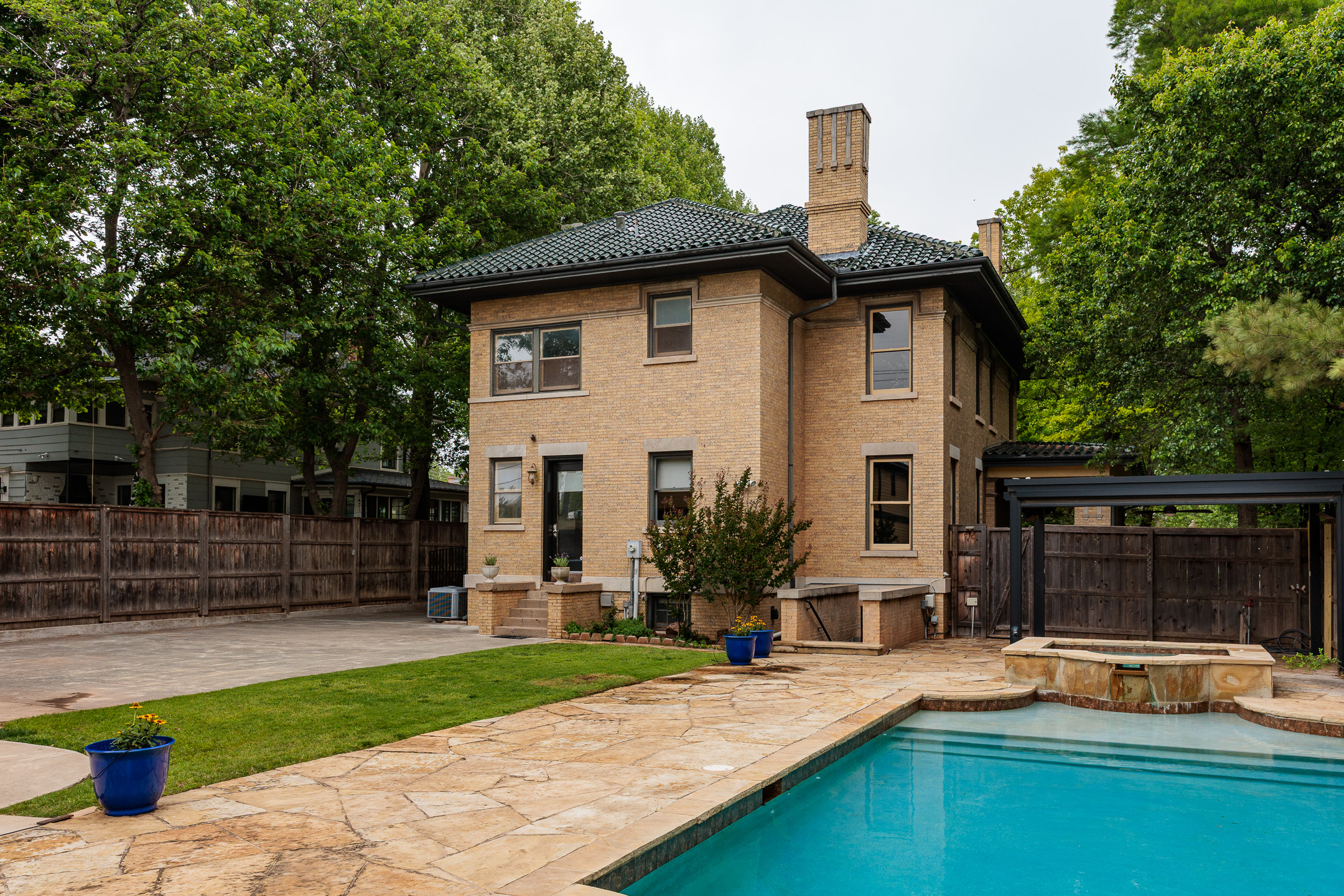  610 Northwest 14th Street, Oklahoma City, OK 73103 - 物件實景