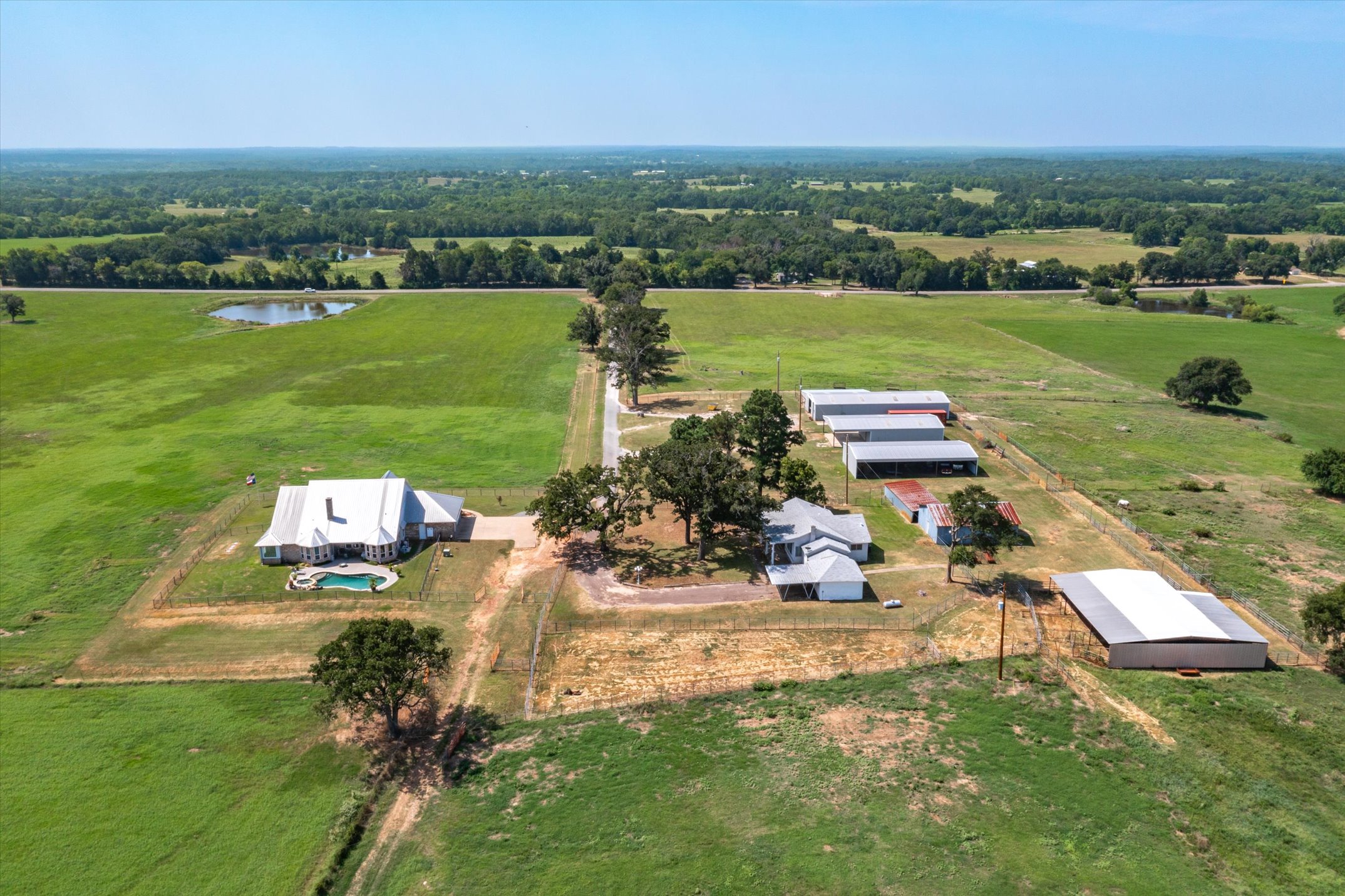 9208 FM 17, Grand Saline, Texas, 75140, United States, 5 Bedrooms Bedrooms, ,6 BathroomsBathrooms,Residential,For Sale,9208 FM 17,1317594