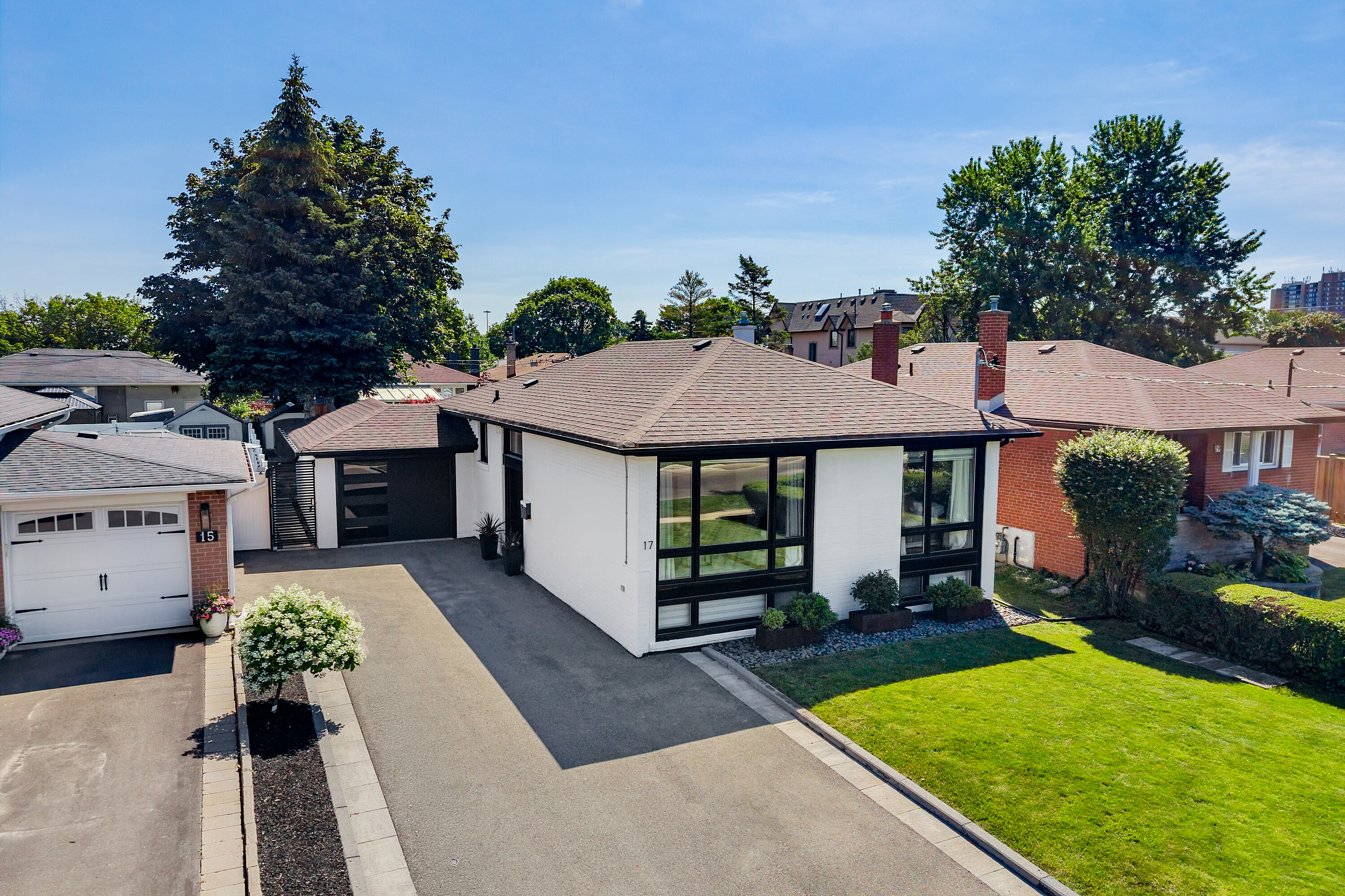  Exceptional Eringate Home - 物件實景