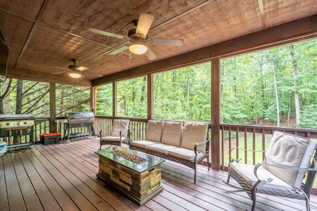 Ellijay, Georgia, 30540, United States, 4 Bedrooms Bedrooms, ,3 BathroomsBathrooms,Residential,For Sale,1910831
