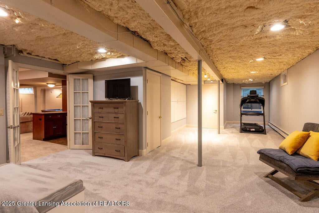 East Lansing, Michigan, 48823, United States, 6 Bedrooms Bedrooms, ,6 BathroomsBathrooms,Residential,For Sale,1818368