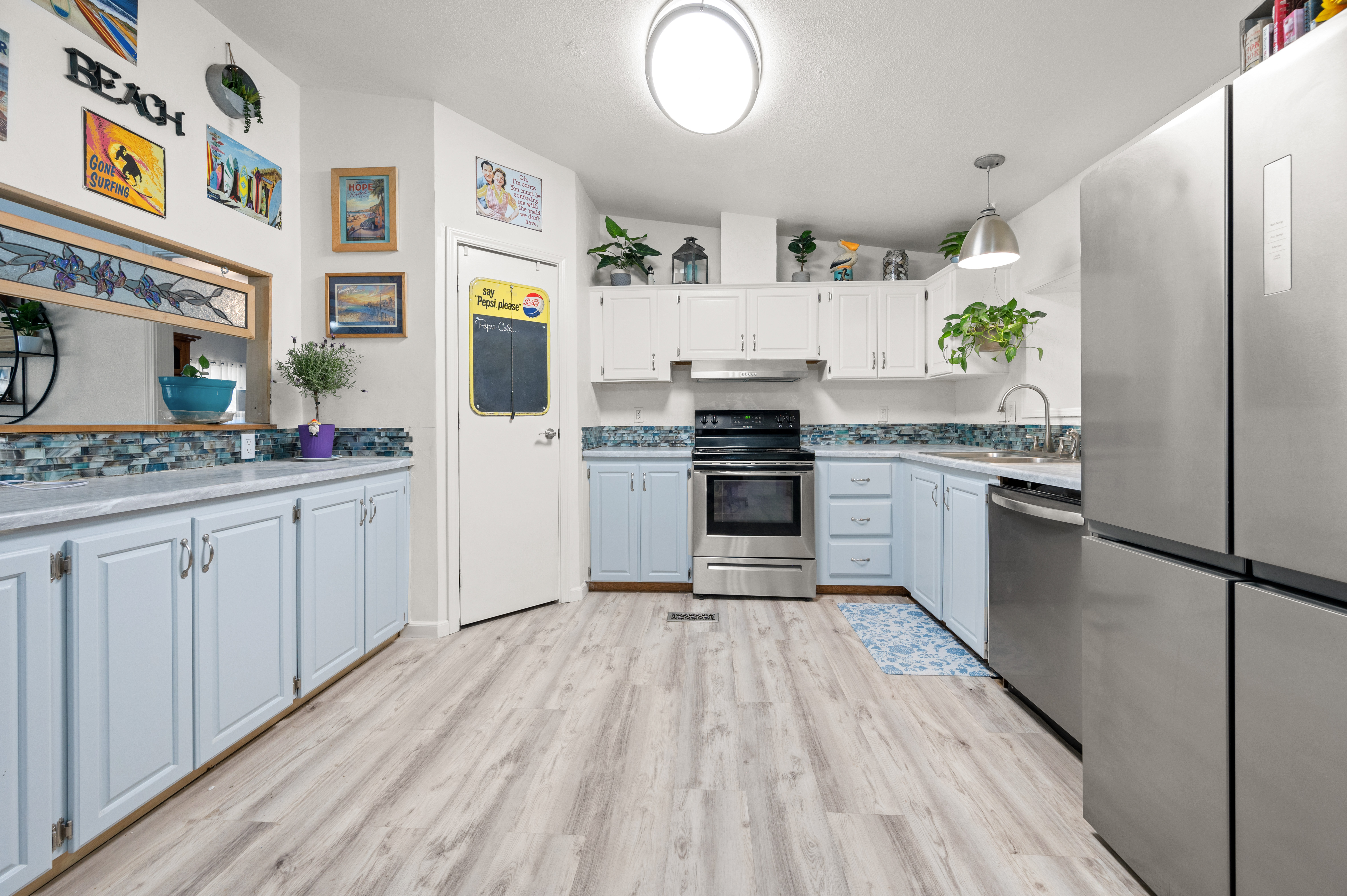 Prineville, Oregon, 97754, United States, 3 Bedrooms Bedrooms, ,2 BathroomsBathrooms,Residential,For Sale,1821437