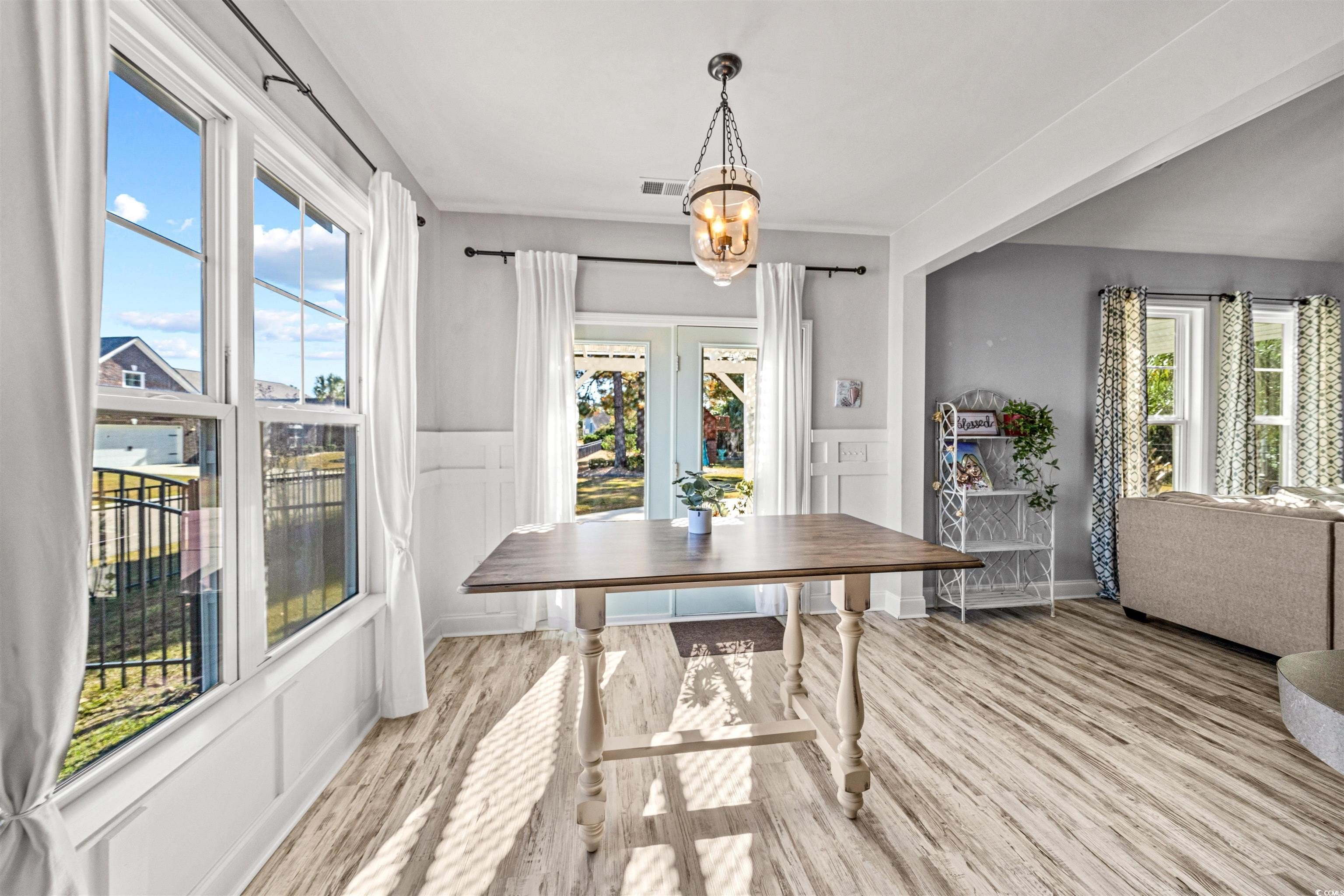 Myrtle Beach, South Carolina, 29579, United States, 4 Bedrooms Bedrooms, ,3 BathroomsBathrooms,Residential,For Sale,1996494