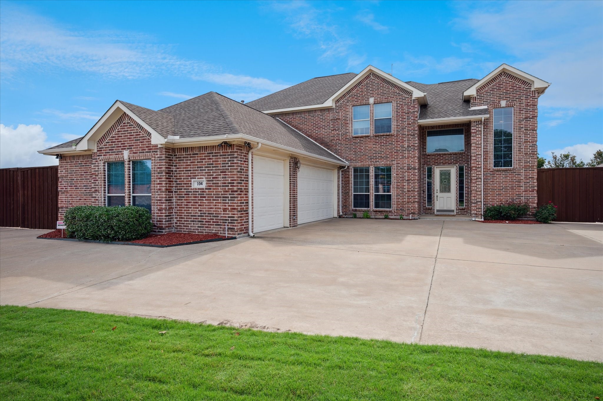 Coppell, Texas, 75019, United States, 4 Bedrooms Bedrooms, ,3 BathroomsBathrooms,Residential,For Sale,1846877