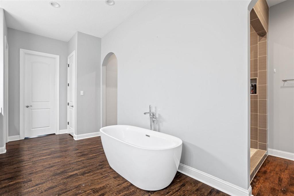 Sulphur, Louisiana, 70665, United States, 3 Bedrooms Bedrooms, ,3 BathroomsBathrooms,Residential,For Sale,1998674