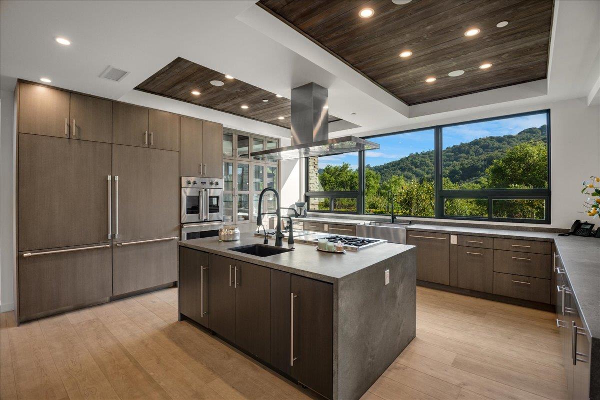 Saratoga, California, 95070, United States, 6 Bedrooms Bedrooms, ,11 BathroomsBathrooms,Residential,For Sale,1971416