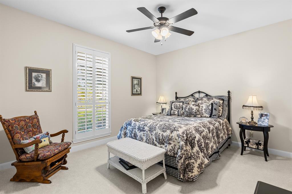 Waco, Texas, 76708, United States, 4 Bedrooms Bedrooms, ,4 BathroomsBathrooms,Residential,For Sale,1989175