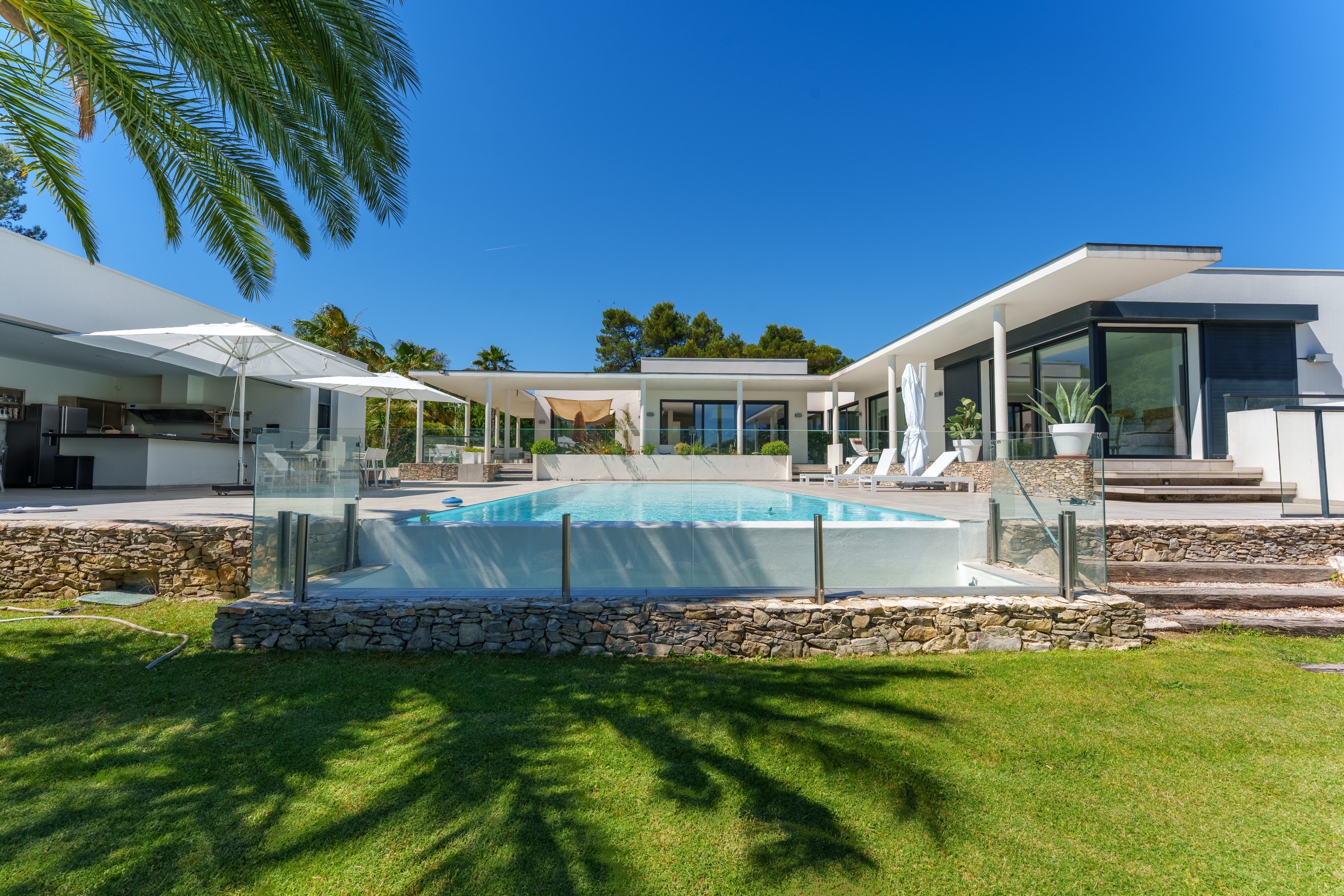  Luxury, Elegance, and Serenity in the South of France - 物件實景
