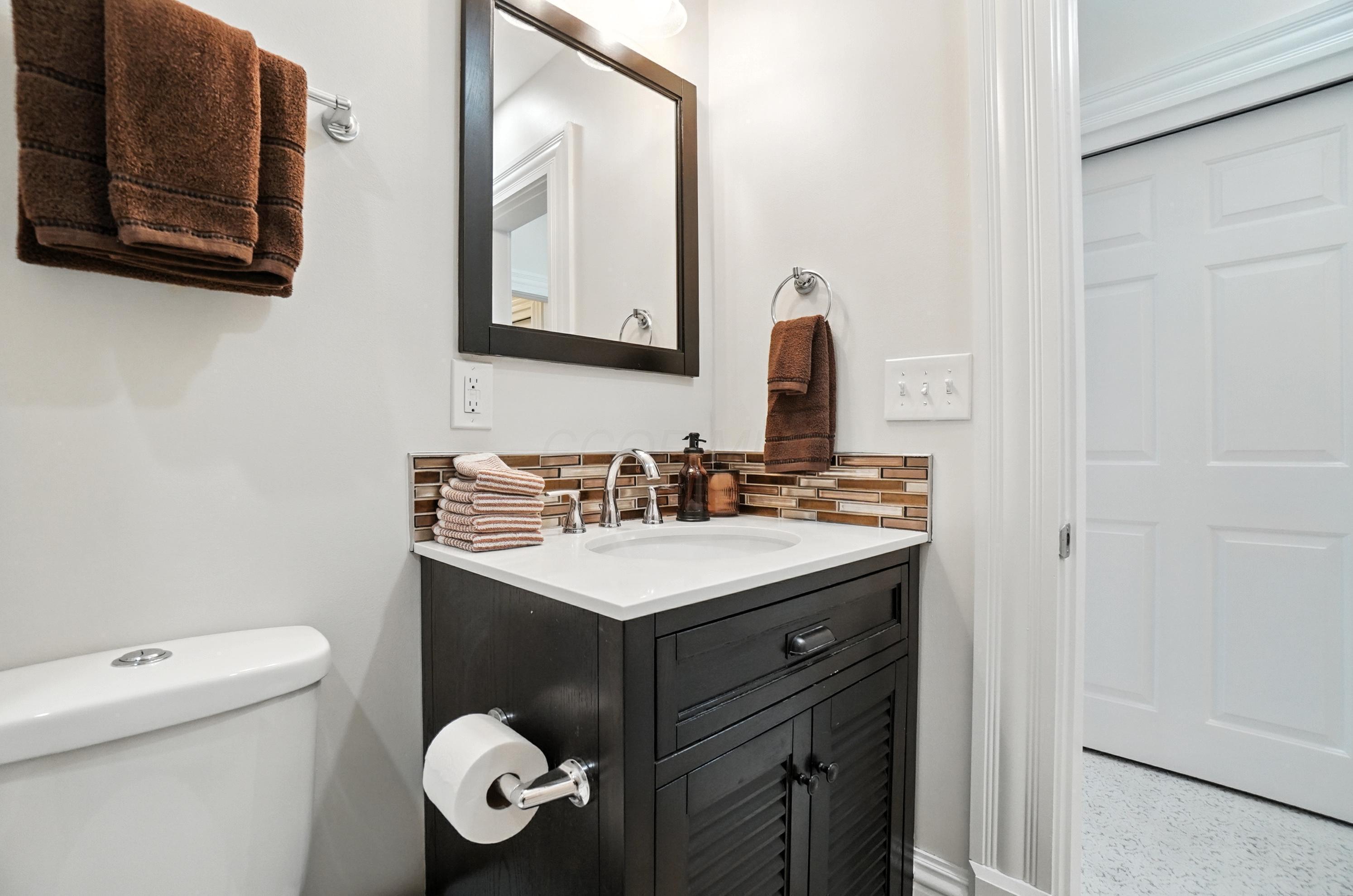 Columbus, Ohio, 43201, United States, 3 Bedrooms Bedrooms, ,4 BathroomsBathrooms,Residential,For Sale,1903753