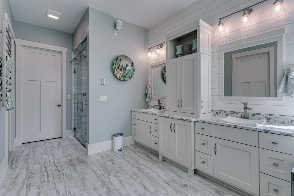 Sturgeon Bay, Wisconsin, 54235, United States, 3 Bedrooms Bedrooms, ,5 BathroomsBathrooms,Residential,For Sale,1941719