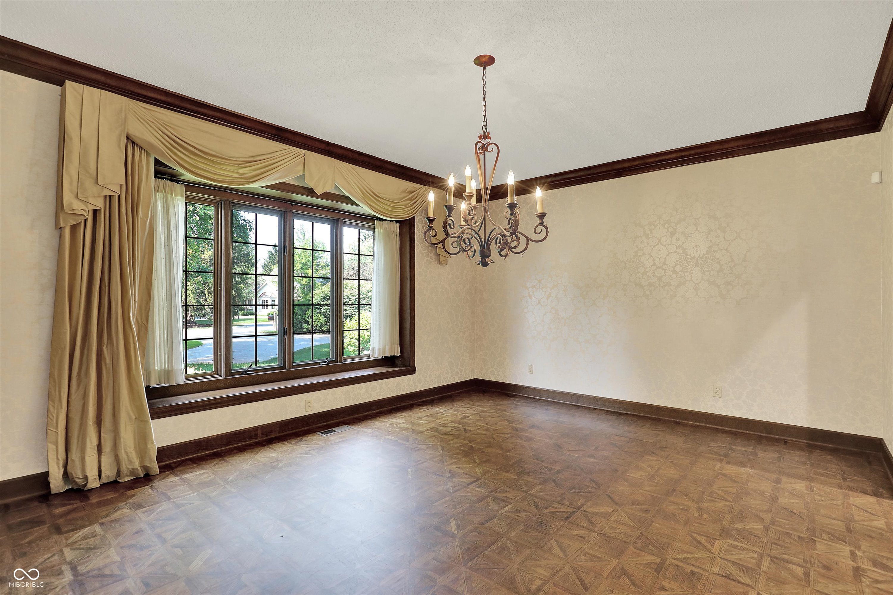 Indianapolis, Indiana, 46260, United States, 4 Bedrooms Bedrooms, ,6 BathroomsBathrooms,Residential,For Sale,1976230