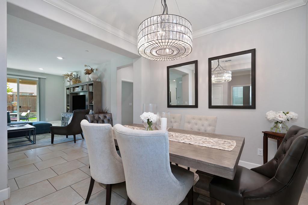 Woodland, California, 95776, United States, 3 Bedrooms Bedrooms, ,2 BathroomsBathrooms,Residential,For Sale,1989380