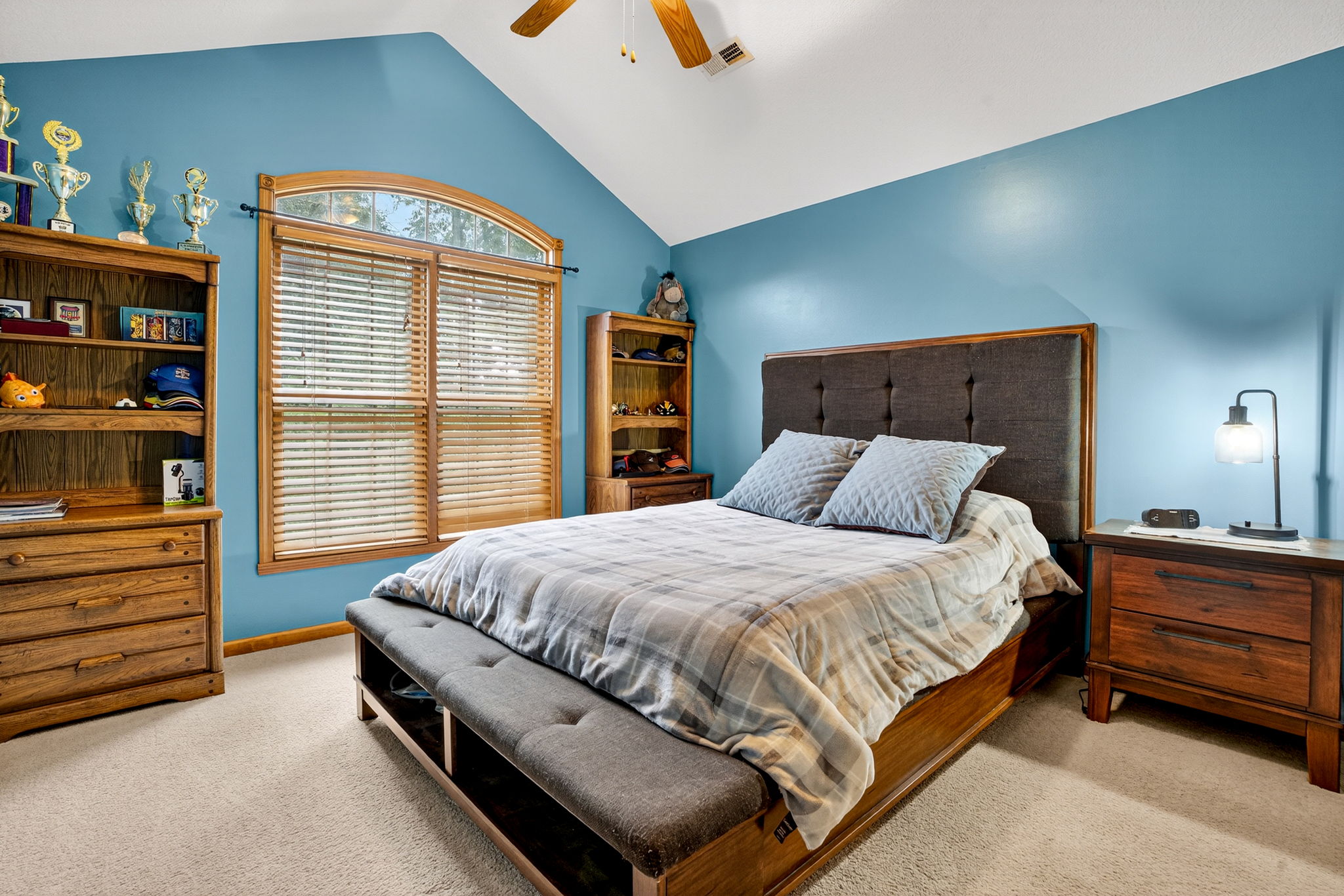 Terre Haute, Indiana, 47802, United States, 4 Bedrooms Bedrooms, ,4 BathroomsBathrooms,Residential,For Sale,1976362