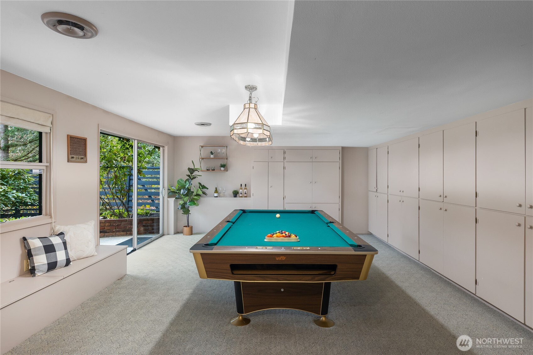 Bellevue, Washington, 98008, United States, 5 Bedrooms Bedrooms, ,2 BathroomsBathrooms,Residential,For Sale,2003304