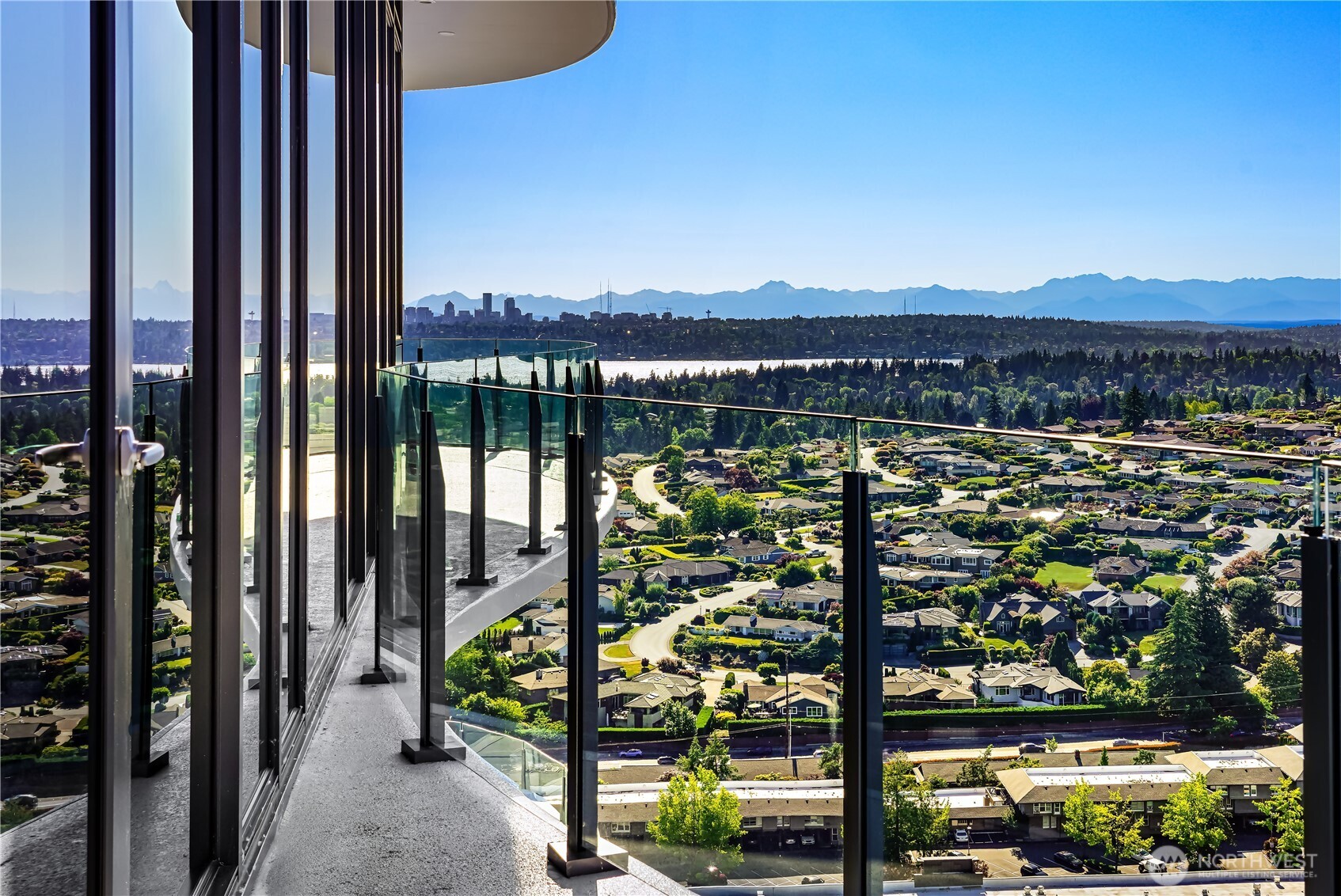 Bellevue, Washington, 98004, United States, 3 Bedrooms Bedrooms, ,3 BathroomsBathrooms,Residential,For Sale,1859717