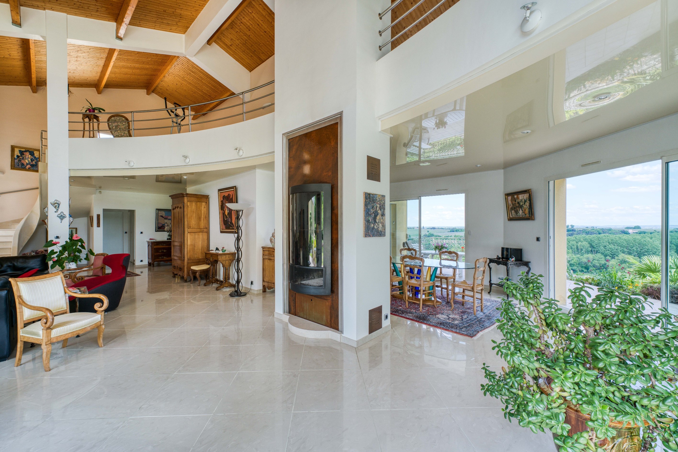  Elegant Villa with Panoramic Views over the Charente - 物件實景