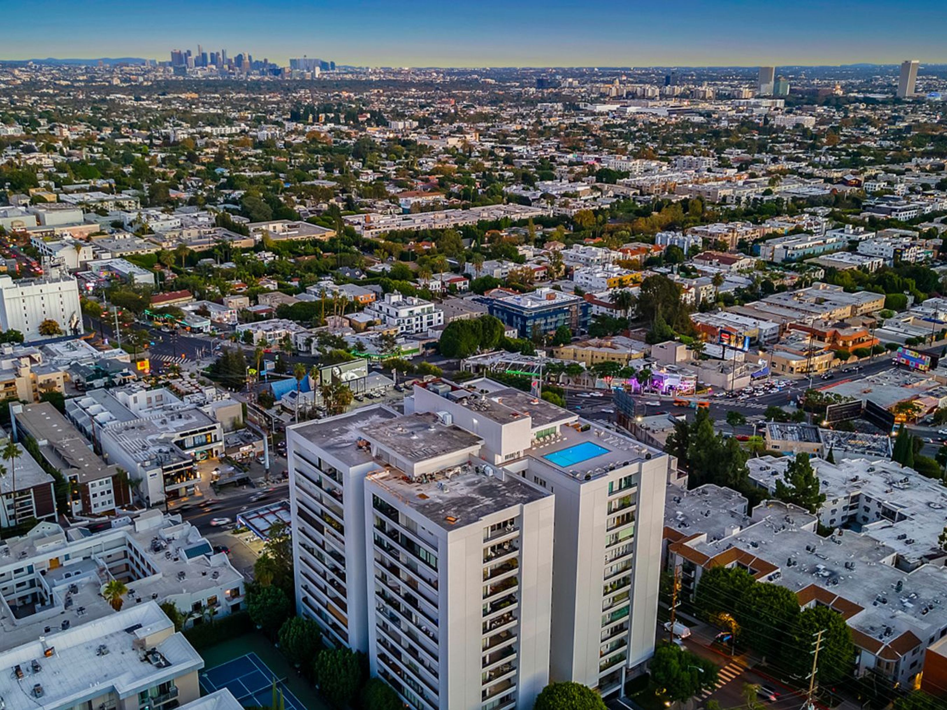  1100 Alta Loma Vista Road , West Hollywood, CA 90069 - 物件實景