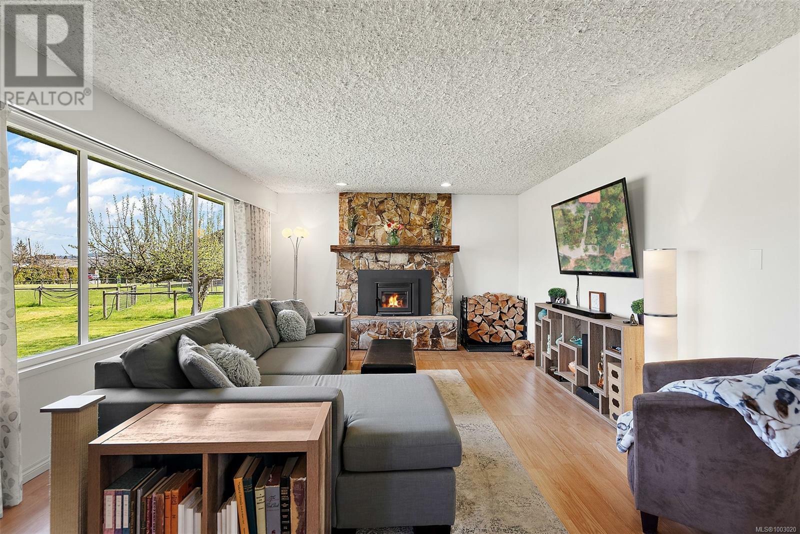 DUNCAN, British Columbia, V9L 6K5, CA, 4 Bedrooms Bedrooms, ,2 BathroomsBathrooms,Residential,For Sale,1874762