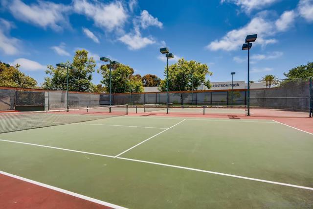 La Jolla, California, 92037, United States, 1 Bedroom Bedrooms, ,1 BathroomBathrooms,Residential,For Sale,1915461