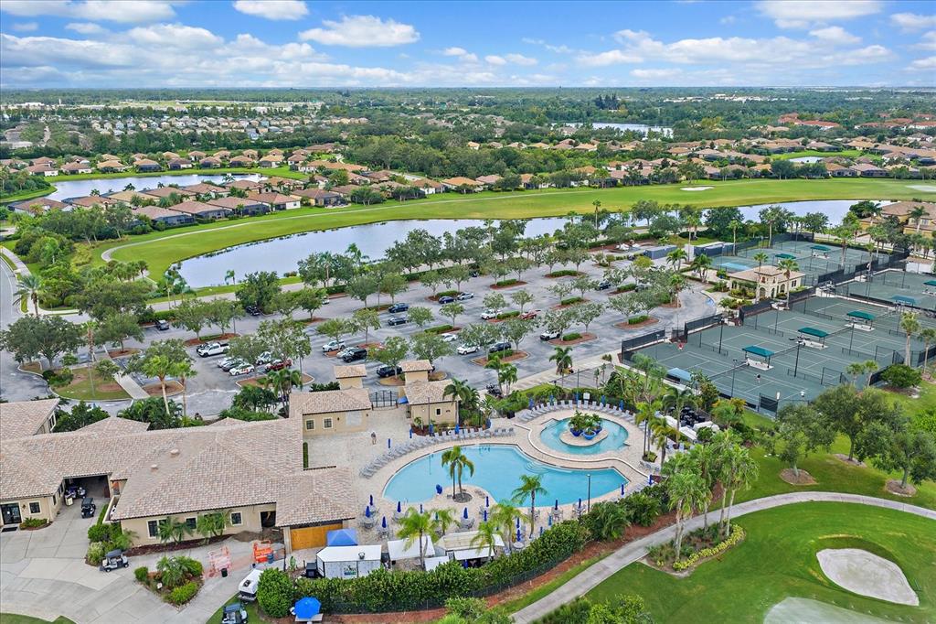 Bradenton, Florida, 34212, United States, 3 Bedrooms Bedrooms, ,2 BathroomsBathrooms,Residential,For Sale,1927218