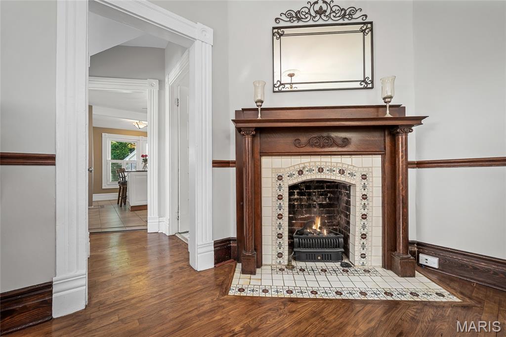 Kirkwood, Missouri, 63122, United States, 4 Bedrooms Bedrooms, ,4 BathroomsBathrooms,Residential,For Sale,1986224