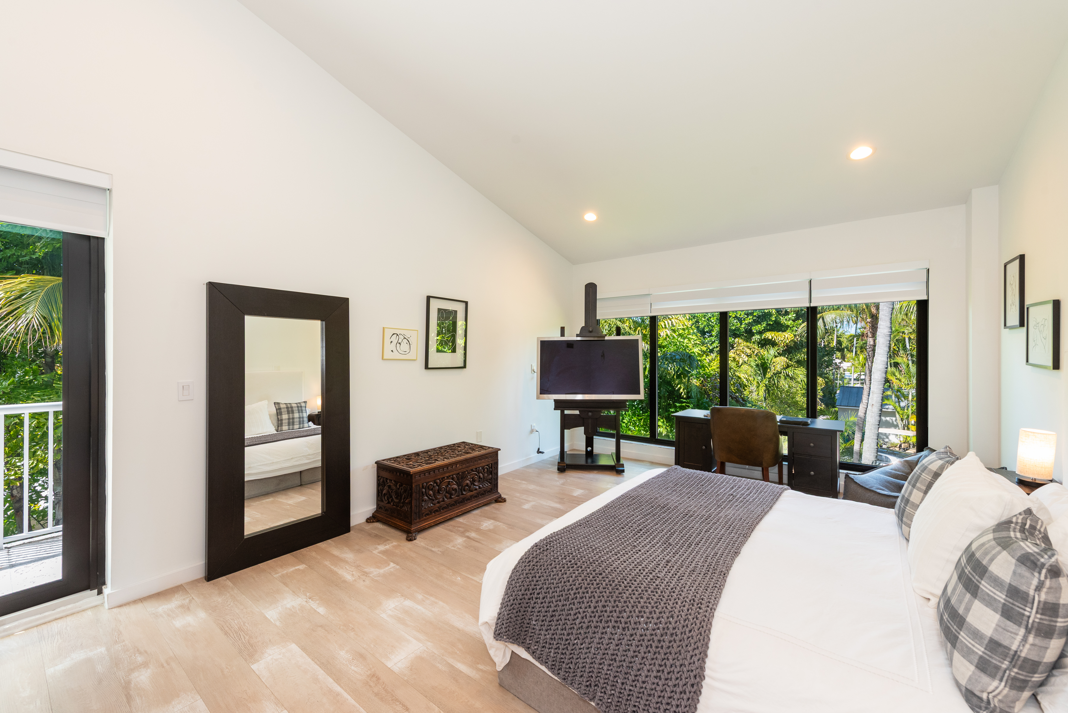  650 Curtiswood Dr, Key Biscayne, FL, 33149 - 物件實景