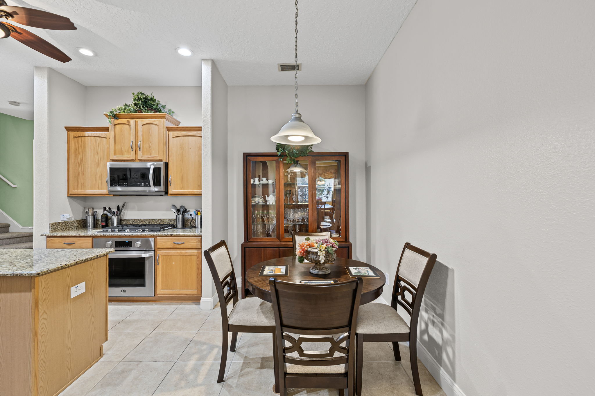 Land O Lakes, Florida, 34638, United States, 4 Bedrooms Bedrooms, ,4 BathroomsBathrooms,Residential,For Sale,1973686