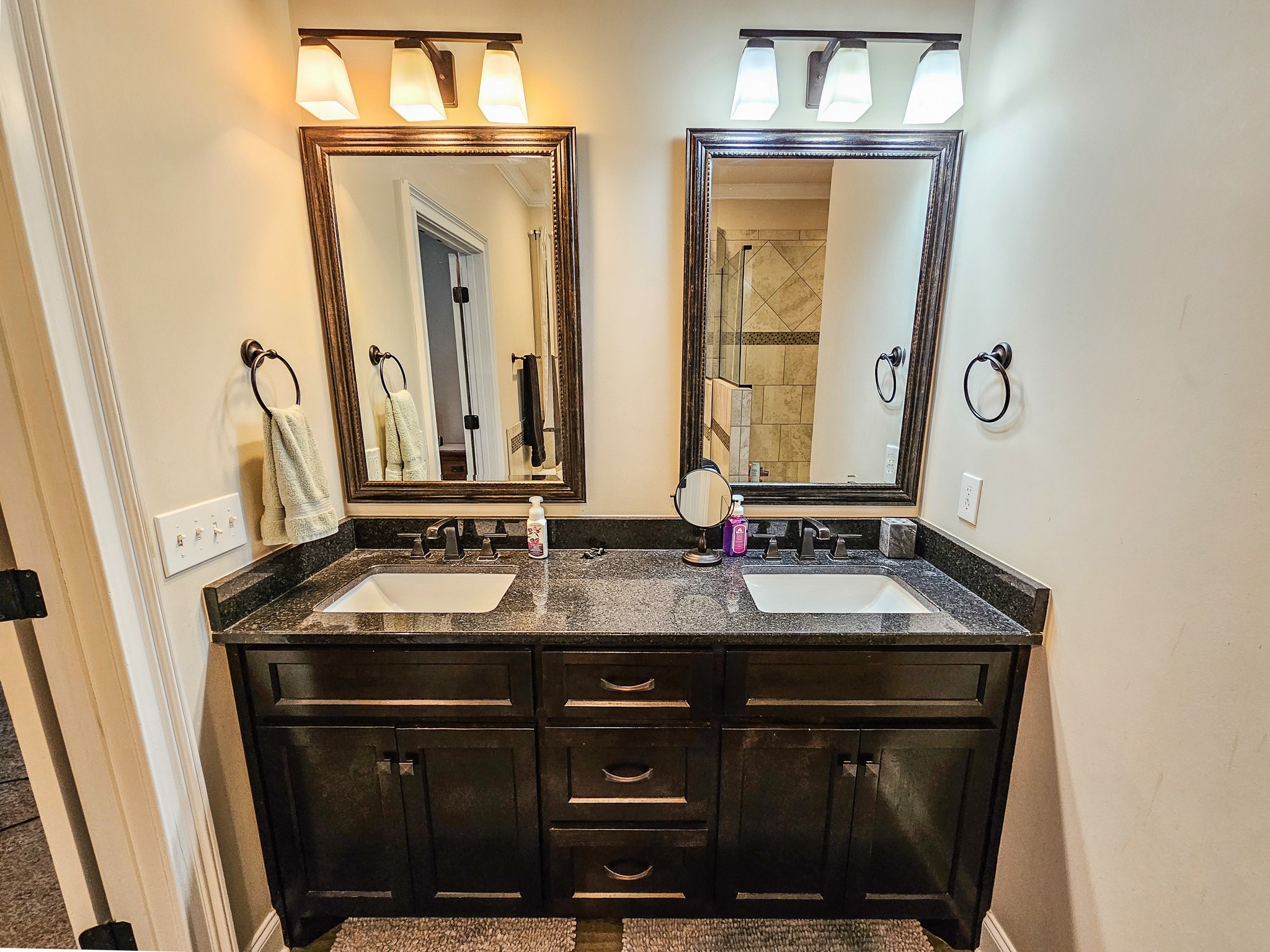 Christiana, Tennessee, 37037, United States, 4 Bedrooms Bedrooms, ,3 BathroomsBathrooms,Residential,For Sale,1903723
