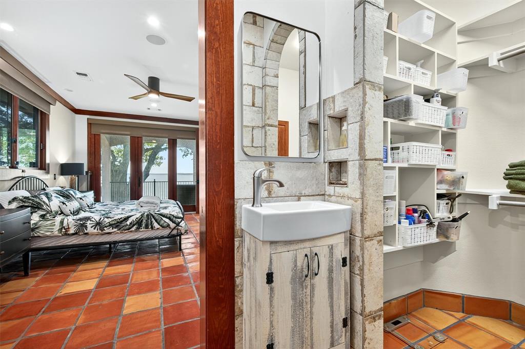 Pottsboro, Texas, 75076, United States, 4 Bedrooms Bedrooms, ,3 BathroomsBathrooms,Residential,For Sale,1974210