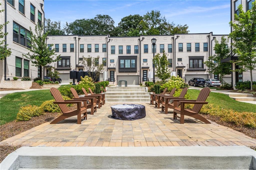 Atlanta, Georgia, 30318, United States, 3 Bedrooms Bedrooms, ,4 BathroomsBathrooms,Residential,For Sale,1911947