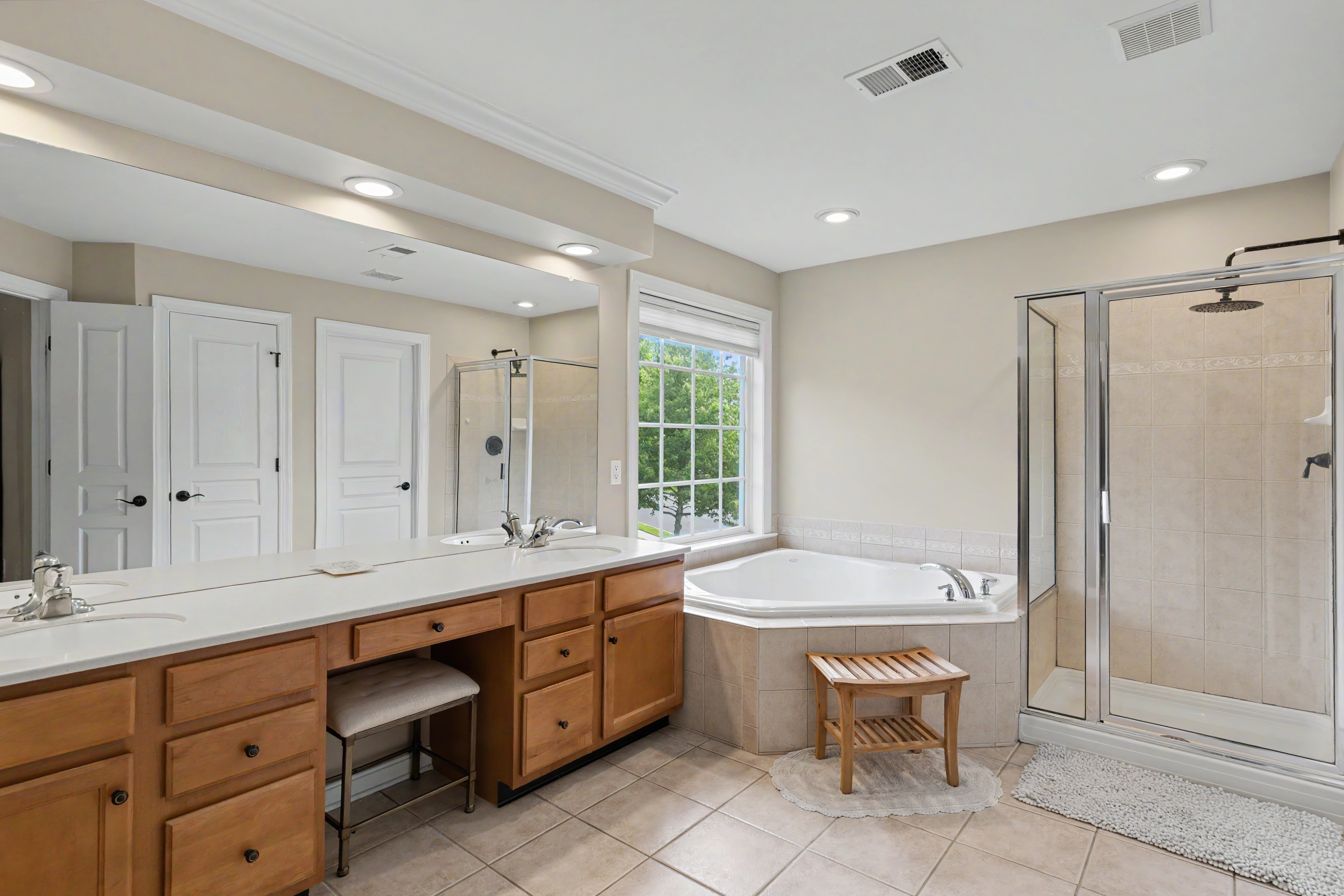  2818 Mountain Laurel Drive, Furlong, PA 18925 - 物件實景