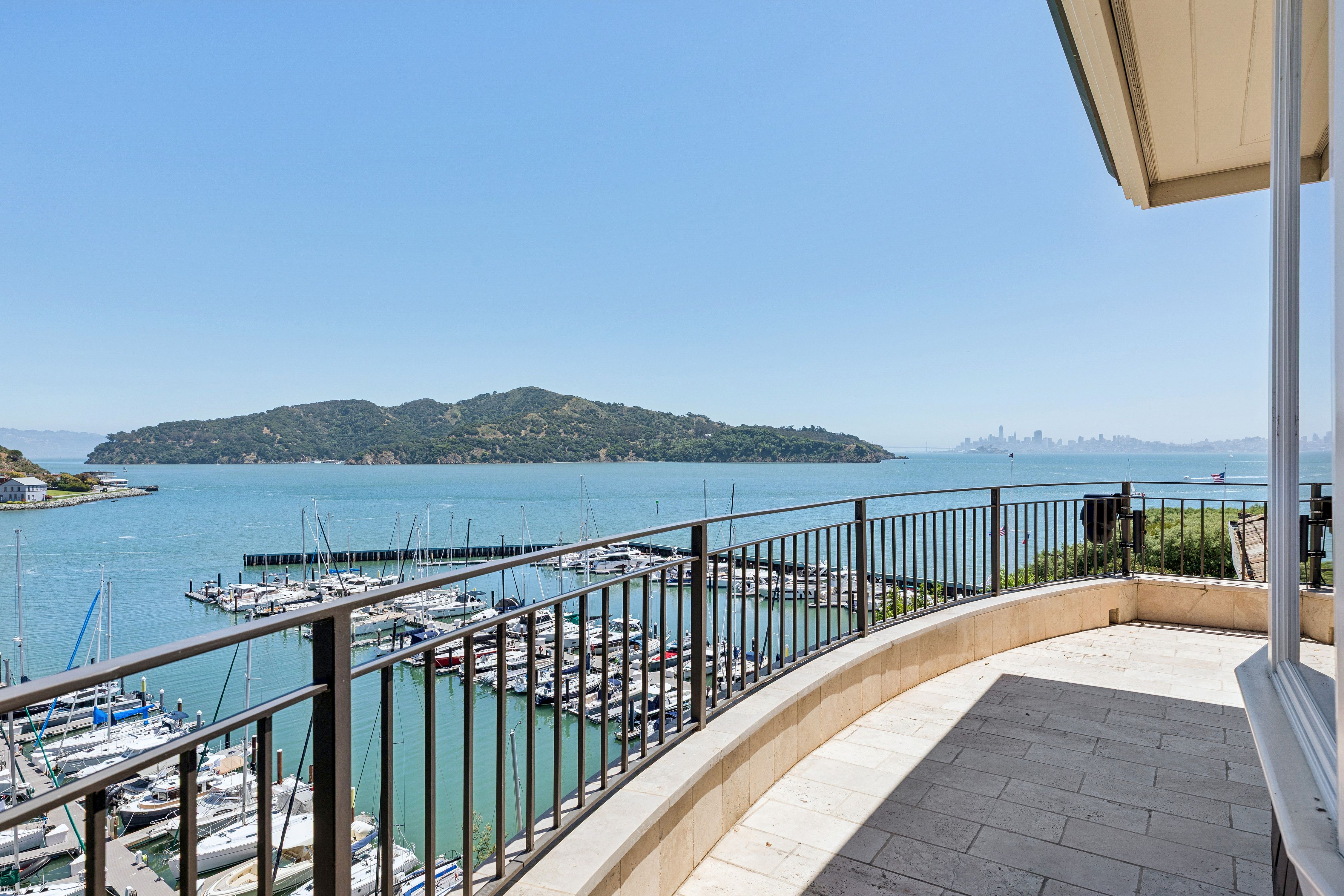  Corinthian Island Estate - 物件實景