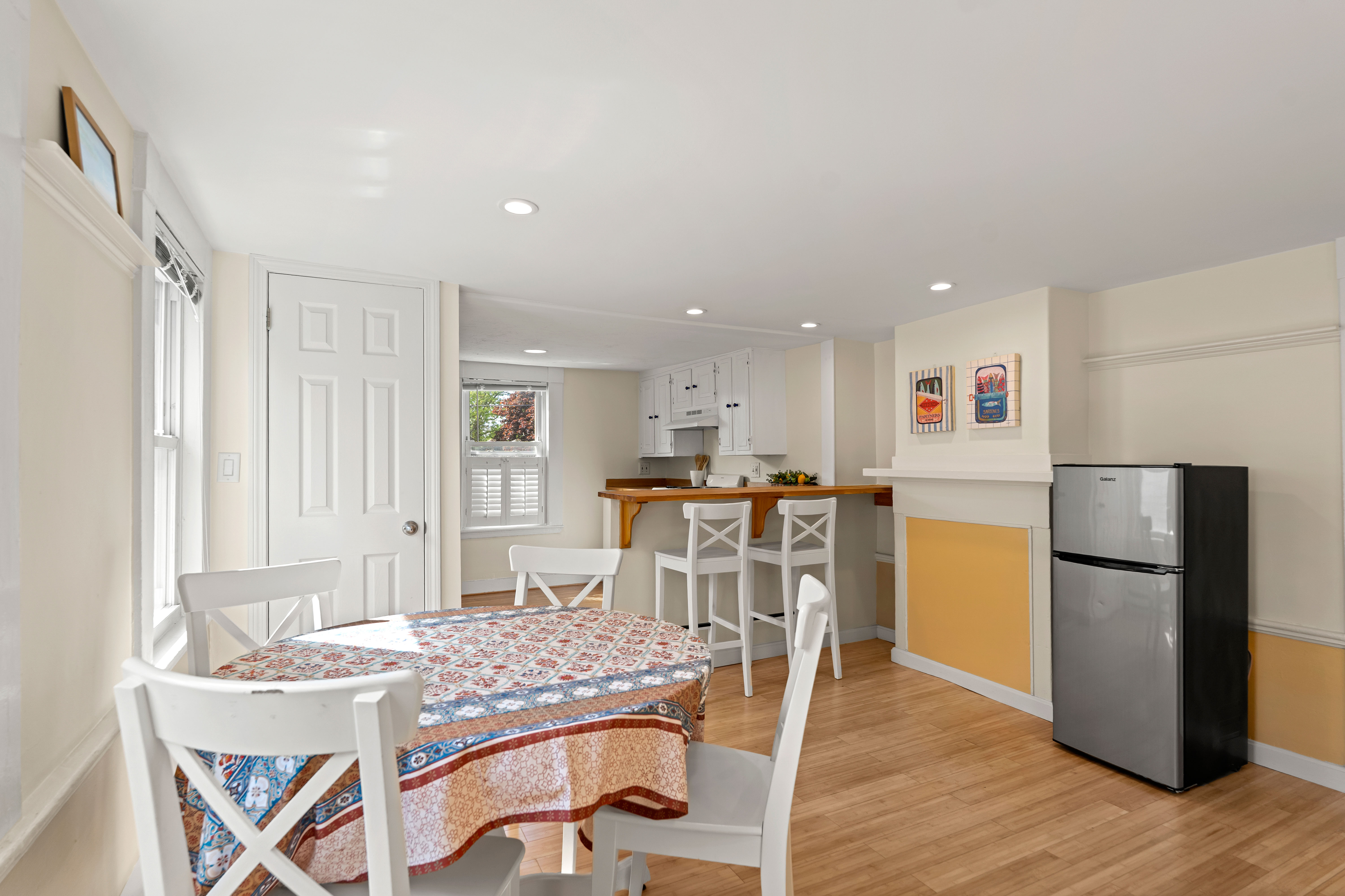  2 Mount Pleasant Street, Unit 4, Rockport, MA, 01966 - 物件實景