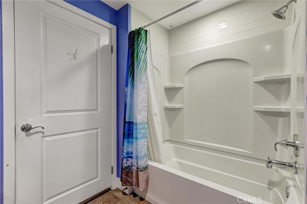 Long Beach, California, 90802, United States, 3 Bedrooms Bedrooms, ,2 BathroomsBathrooms,Residential,For Sale,1921298