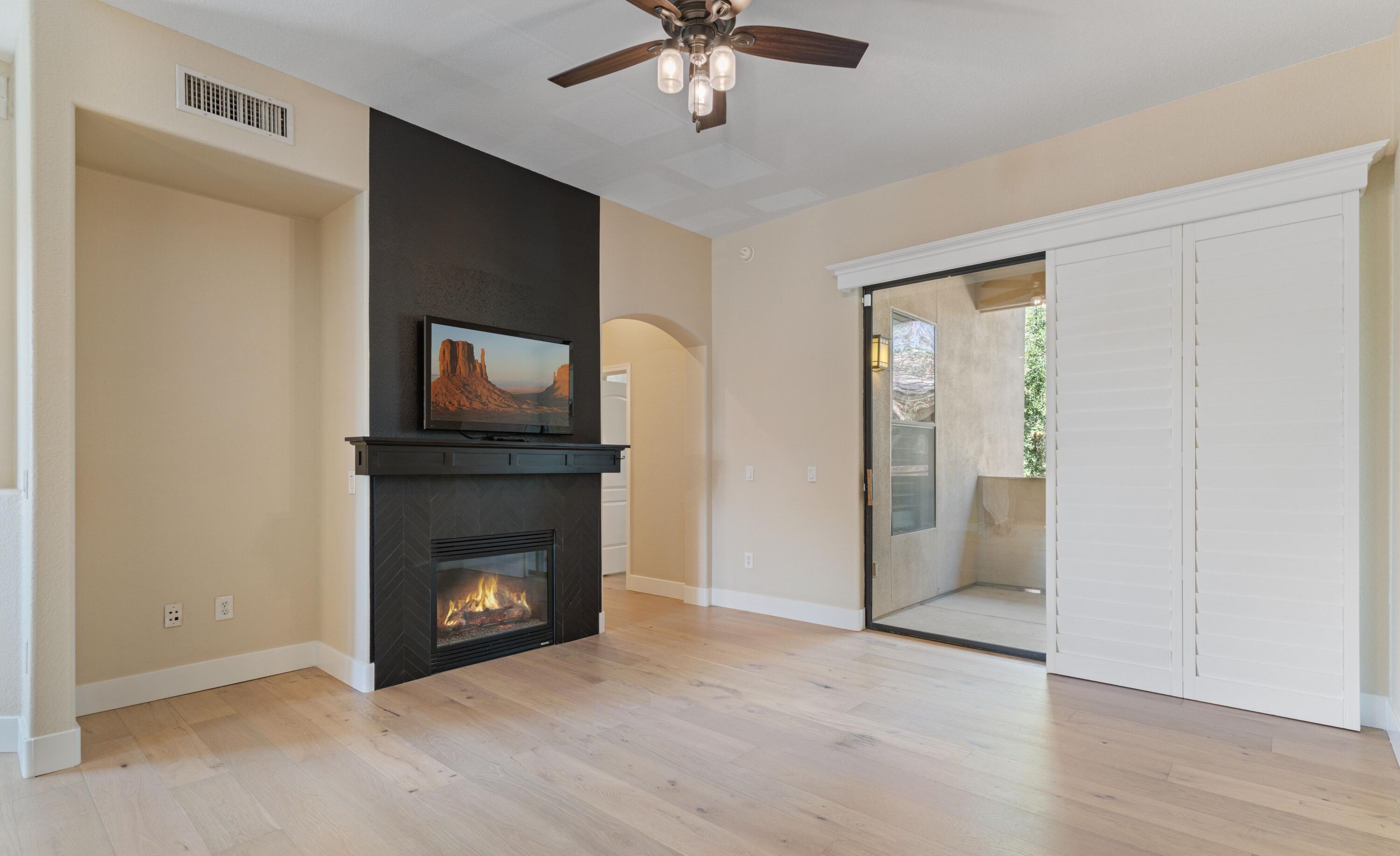  7027 N Scottsdale Road  Paradise Valley, AZ - 物件實景