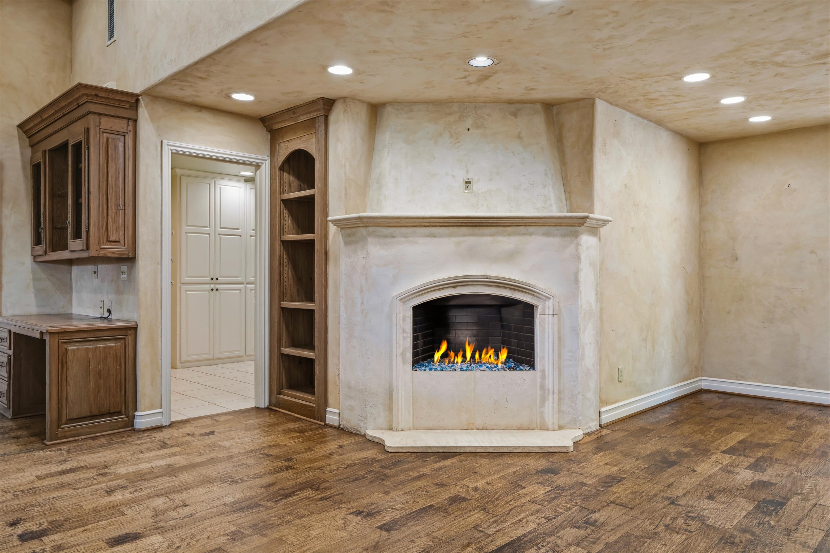  1603 Dorchester Drive, Nichols Hills, OK 73120 - 物件實景