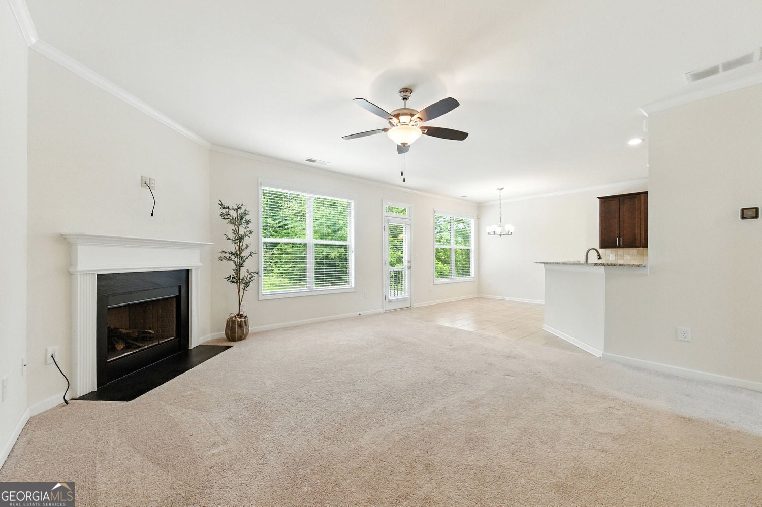 Suwanee, Georgia, 30024, United States, 5 Bedrooms Bedrooms, ,3 BathroomsBathrooms,Residential,For Sale,1867941