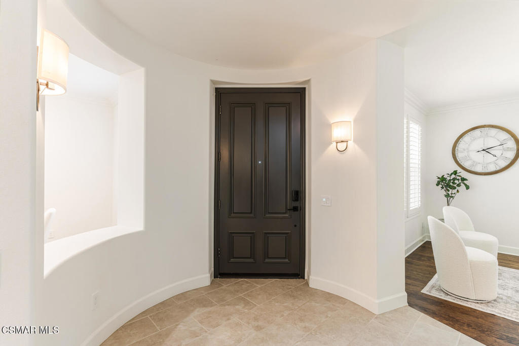 Simi Valley, California, 93065, United States, 4 Bedrooms Bedrooms, ,4 BathroomsBathrooms,Residential,For Sale,1978928