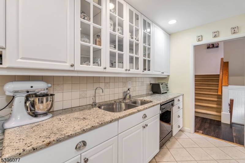 Washington Twp., New Jersey, 07676, United States, 3 Bedrooms Bedrooms, ,3 BathroomsBathrooms,Residential,For Sale,1989067