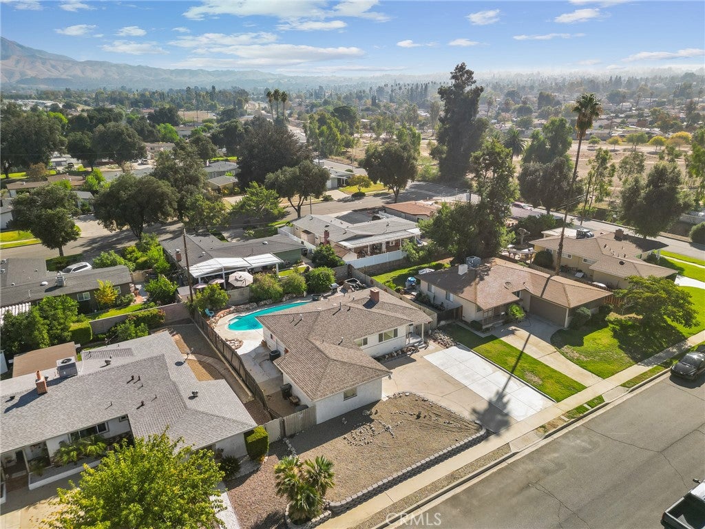 Redlands, California, 92374, United States, 4 Bedrooms Bedrooms, ,2 BathroomsBathrooms,Residential,For Sale,1987095