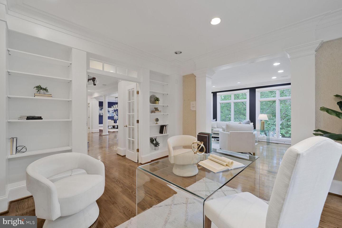 Washington, District of Columbia, 20016, United States, 5 Bedrooms Bedrooms, ,6 BathroomsBathrooms,Residential,For Sale,1896889