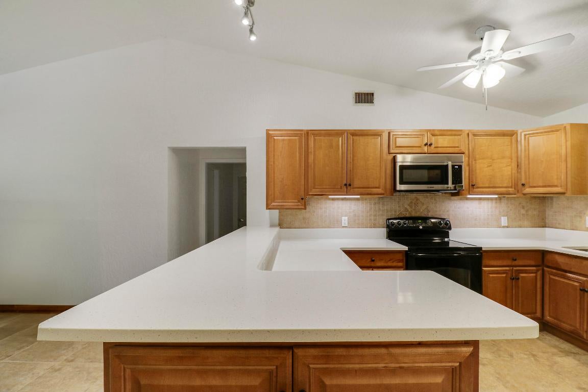 Jupiter, Florida, 33478, United States, 3 Bedrooms Bedrooms, ,2 BathroomsBathrooms,Residential,For Sale,1980938