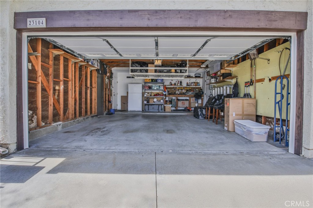 Valencia, California, 91354, United States, 3 Bedrooms Bedrooms, ,3 BathroomsBathrooms,Residential,For Sale,2034142