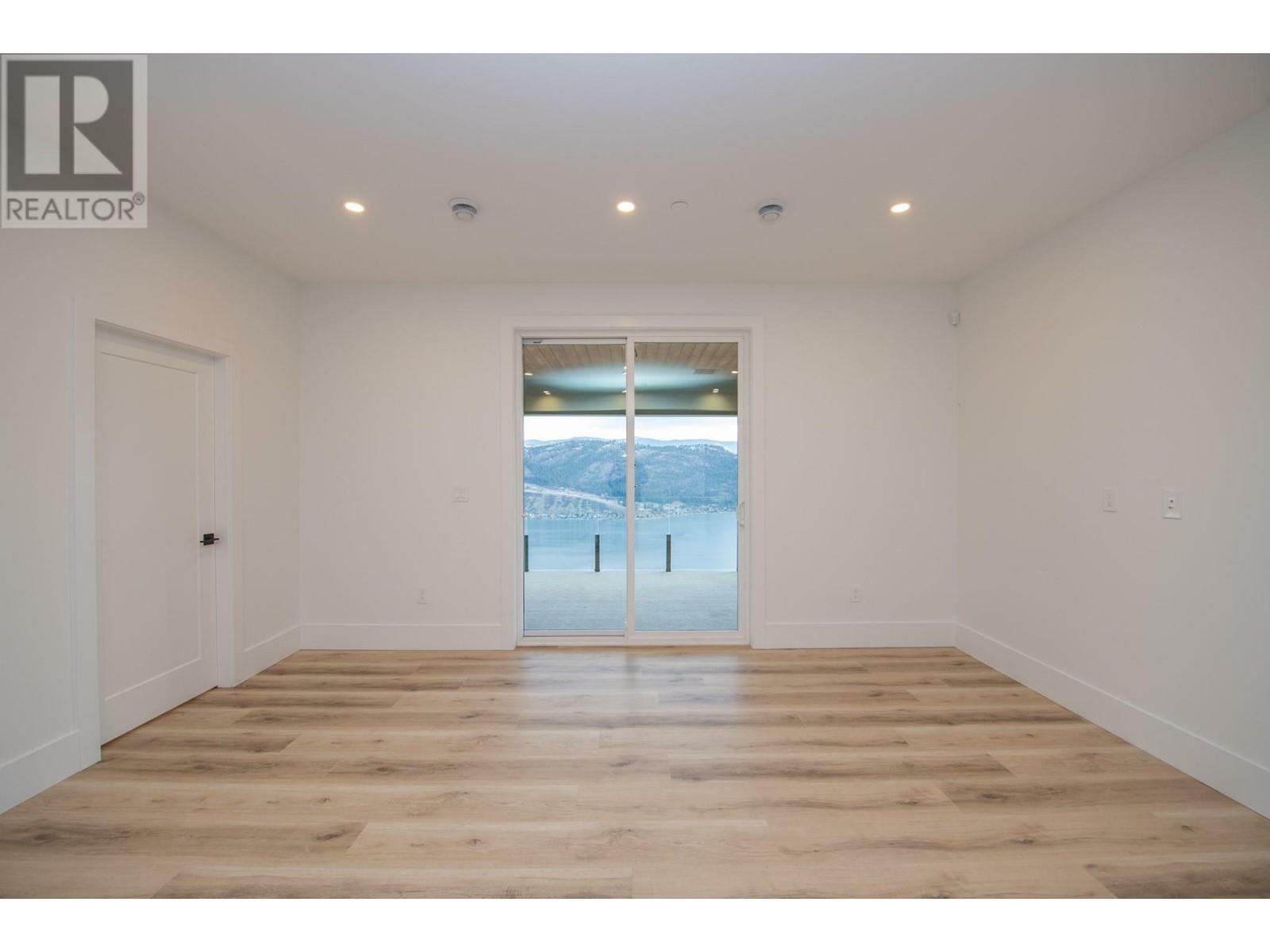 VERNON, British Columbia, V1H 2K9, CA, 4 Bedrooms Bedrooms, ,4 BathroomsBathrooms,Residential,For Sale,1838504