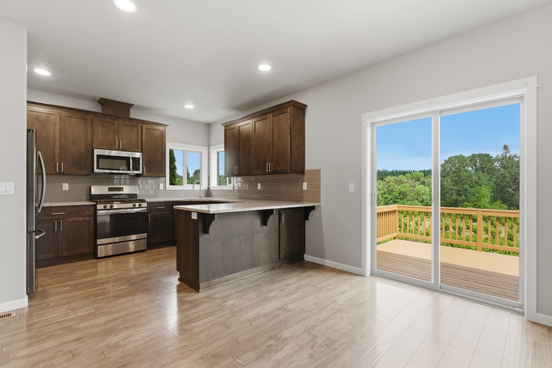  3091 NE HIDDEN MEADOW DR McMinnville, OR 97128 - 物件實景