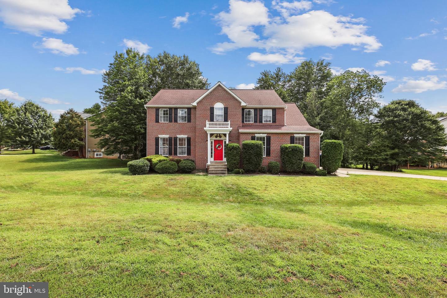 Waldorf, Maryland, 20603, United States, 4 Bedrooms Bedrooms, ,4 BathroomsBathrooms,Residential,For Sale,1918703