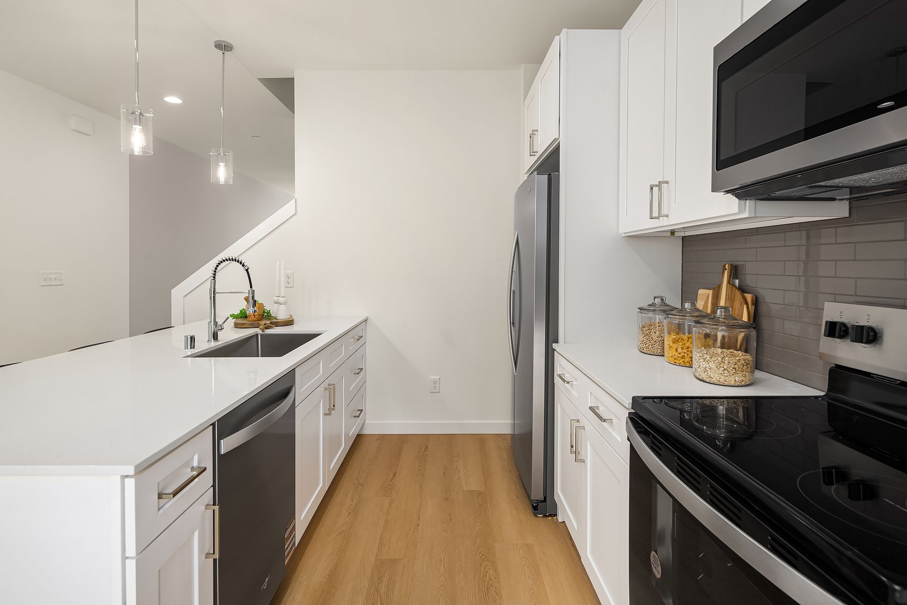  1518 Hollow Dale Place Unit #B, Everett, WA 98204 - 物件實景