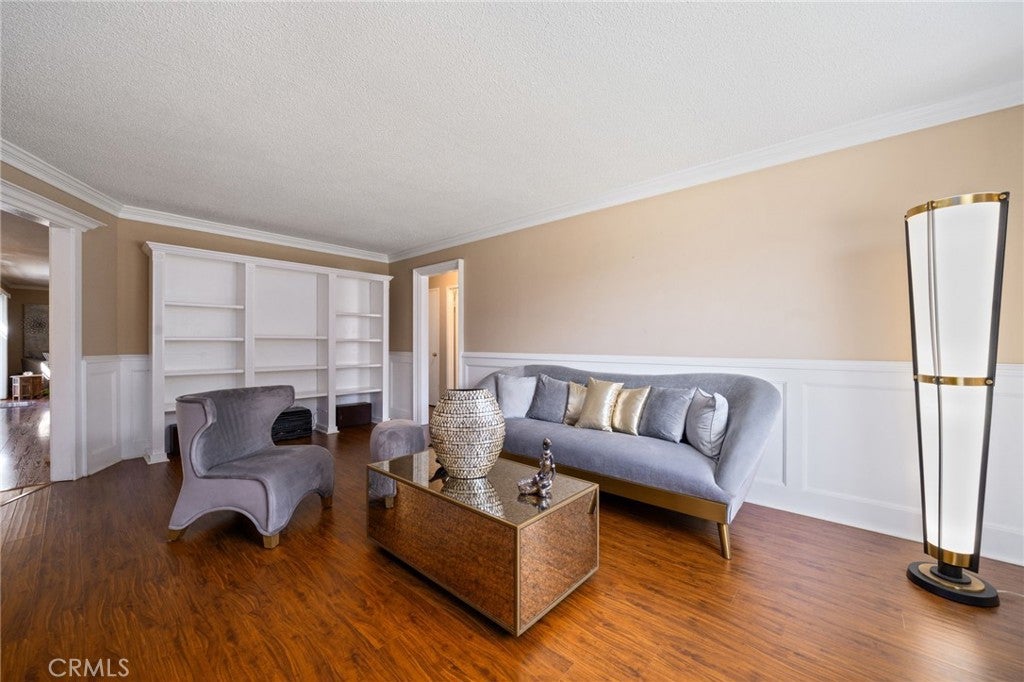 Riverside, California, 92505, United States, 4 Bedrooms Bedrooms, ,2 BathroomsBathrooms,Residential,For Sale,2002524